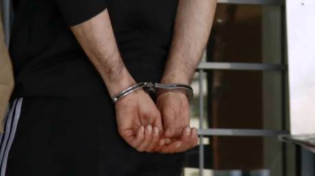 Απατεώνες επιχείρησαν να εξαπατήσουν πολίτη αλλά έπεσαν σε αστυνομικό