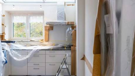 «Εξοικονομώ-Ανακαινίζω για Νέους»: Οι δικαιούχοι και η προθεσμία «κλειδιά»