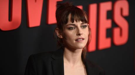 Η Κρίστεν Στιούαρτ ξεσπά: «Το Χόλιγουντ γυρίζει την πλάτη στις γυναίκες δημιουργούς»