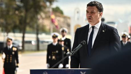 Κικίλιας από Σύρο: Πάνω από όλα η ασφάλεια στα λιμάνια και η εξυπηρέτηση πολιτών με σεβασμό