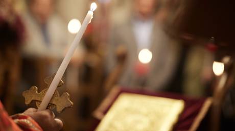 Λοβέρδος: Η μεταφορά του Αγίου Φωτός πράξη βαθιάς πνευματικής σημασίας