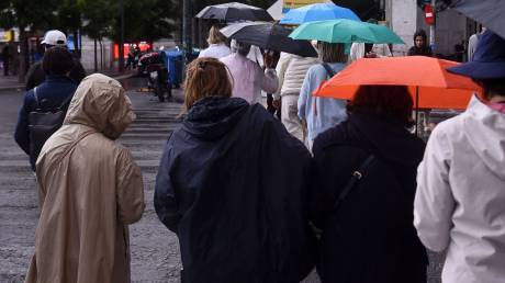 Καιρικό «κοκτέιλ» από την Κυριακή: «Λασποβροχές, χιόνια και 20άρια...» - Πώς θα επηρεαστεί η Αττική