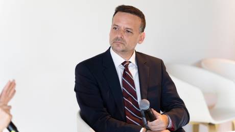 Δούκας: «Το ΠΑΣΟΚ πρέπει να κάνει κριτική στον Τσίπρα, αλλά αντίπαλος είναι η ΝΔ»