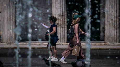 Καιρός: Θα αγγίξει τους 40 βαθμούς ο υδράργυρος την Τρίτη (25/8) - Ισχυροί άνεμοι στο Αιγαίο