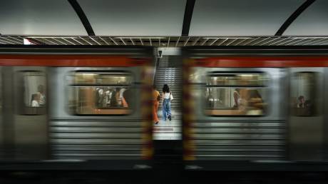 Πώς θα κινηθούν τα Μέσα Μαζικής Μεταφοράς σήμερα, παραμονή Πρωτοχρονιάς - Τα τελευταία δρομολόγια