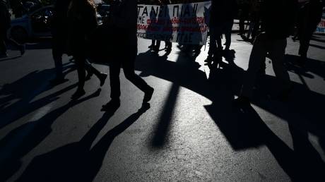 24ωρη πανελλαδική απεργία στον επισιτισμό και τον τουρισμό στις 24 Ιουνίου