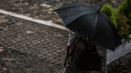 Καιρός: «Επέλαση» της κακοκαιρίας στα δυτικά της χώρας - Βροχές και καταιγίδες στο Αιγαίο
