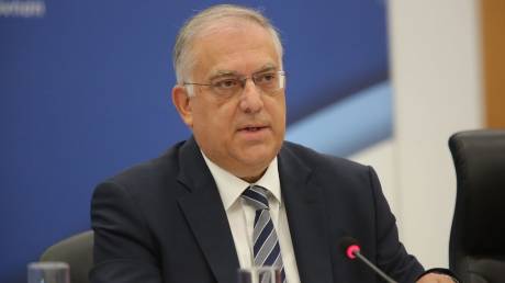 Συνάντηση Θεοδωρικάκου με τους εκπροσώπους των σούπερ μάρκετ την Τετάρτη για τις τιμές