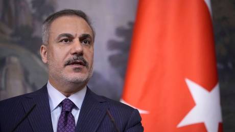 Φιντάν προς Ιρανό ΥΠΕΞ: «Απαράδεκτη η παραβίαση του τουρκικού εναέριου χώρου»