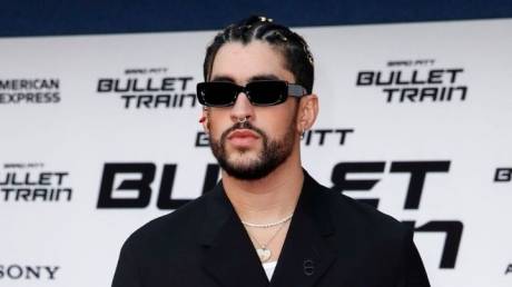 Ο Bad Bunny γράφει ιστορία στα βραβεία Grammy