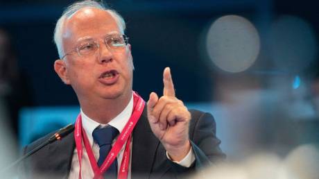 Ντμιτρίεφ: Το «δεξί χέρι» του Πούτιν μεταβαίνει στις ΗΠΑ για συνομιλίες