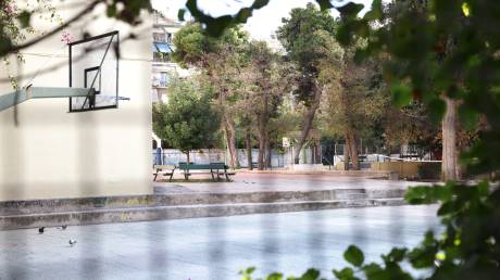 Χαϊδάρι: «Γλίστρησε σε κλάσματα δευτερολέπτου» λέει η καθηγήτρια της 13χρονης μαθήτριας