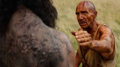 28 Χρόνια Μετά: Ο Ναός των Οστών - Όταν η αποκάλυψη αποκτά νέα φωνή και επικίνδυνο βάθος