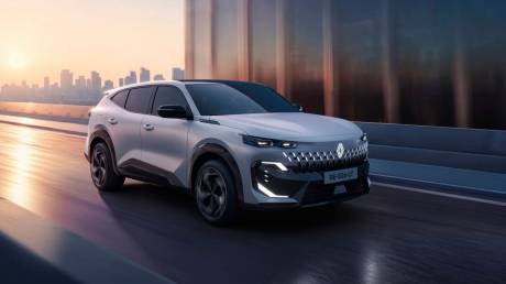 Το Filante είναι η νέα διεθνής ναυαρχίδα της Renault