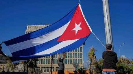 Οι ΗΠΑ εξετάζουν το ενδεχόμενο αποκλεισμού της Κούβας για να εμποδιστούν οι εισαγωγές πετρελαίου