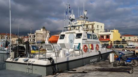 Συναγερμός στην Πιερία: Λουόμενος εντόπισε νάρκη δέκα μέτρα από την ακτή