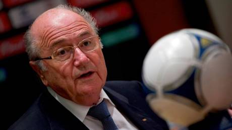 FIFA: Πυρά Μπλάτερ κατά Ιvφαντίνο για τις σχέσεις του με τον Τραμπ