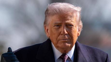 Τραμπ για πόλεμο στο Ιράν: «Θα τελειώσει όταν το θέλω εγώ»