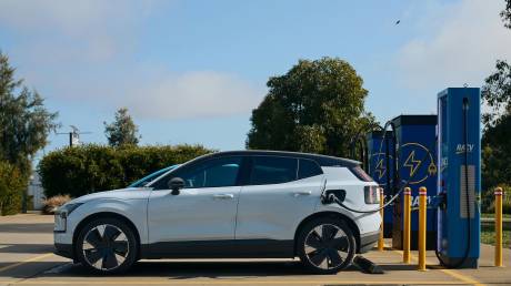 Μπορεί να λειτουργήσει ένα «Made in Europe» για ηλεκτρικά αυτοκίνητα;