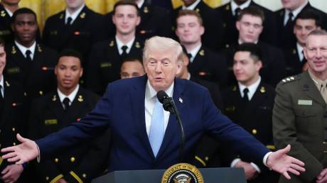 Τραμπ για Ιράν: Θέλουμε να μιλήσουμε, αλλά δεν υπάρχει κανείς - Ήθελαν να καταλάβουν τη Μέση Ανατολή