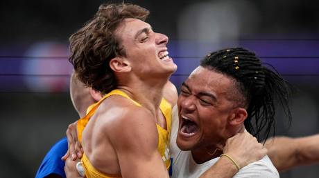 Μάχη κορυφής Καραλή-Ντουπλάντις στον τελικό του Παγκόσμιου κλειστού στίβου της Πολωνίας