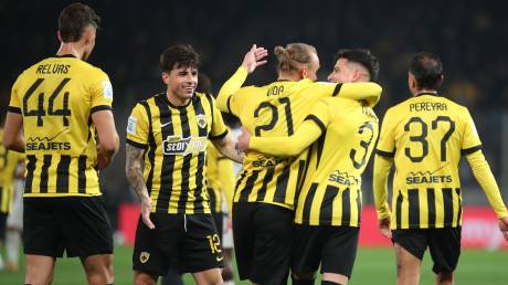 Super League: Φινάλε με γκέλα για Ολυμπιακό και ΠΑΟΚ - Η ΑΕΚ μπαίνει από την κορυφή στα πλέι οφ