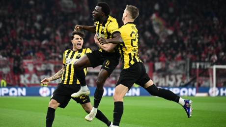 Ολυμπιακός - ΑΕΚ 0-1: «Διπλό» τίτλου για την «Ένωση» - Ακυρώθηκε γκολ των Πειραιωτών στο 98'