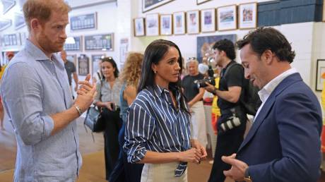 Αυστραλία: Ο πρίγκιπας Χάρι και η Μέγκαν συναντήθηκαν με επιζώντες της επίθεσης στην παραλία Μπόνταϊ