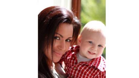 Ανοίγει η πλατφόρμα για τις «Νταντάδες της Γειτονιάς» - Πώς γίνεται η εγγραφή