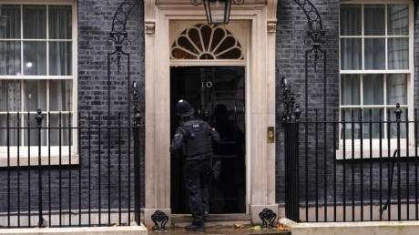 H Ντάουνινγκ Στριτ απαντά στον Τραμπ για τα Φώκλαντ: «Η κυριαρχία παραμένει σε εμάς»