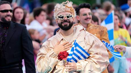 Η Eurovision γίνεται 70: Glitter, γεωπολιτική και παγκόσμια ποπ κυριαρχία