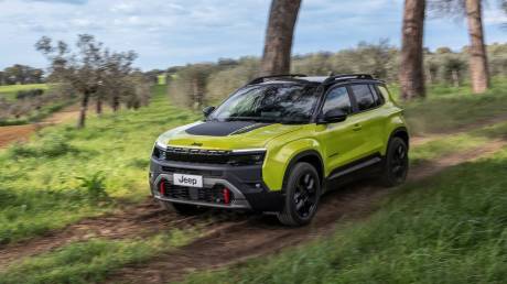 Το Jeep Avenger συνεχίζει ανανεωμένο και πιο ώριμο