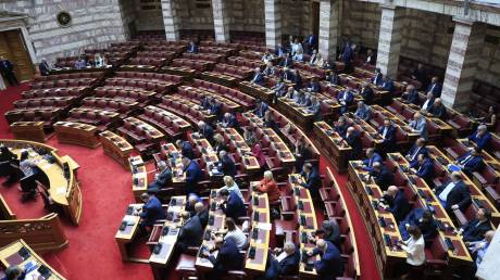 Αντιδράσεις την αντιπολίτευσης για την Κυριακάτικη ανάρτηση του πρωθυπουργού