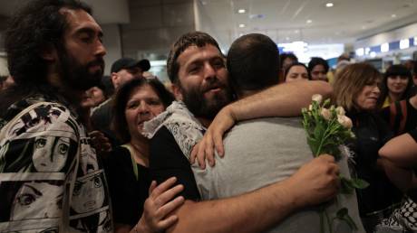 Έφτασαν στην Αθήνα οι Έλληνες που συνελήφθησαν απο το Ισραήλ στο Στολίσκο για την Γάζα