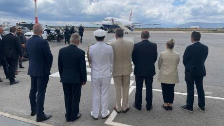 Αναχώρησε από τα Χανιά η Πριγκίπισσα Άννα και ο σύζυγος της Σερ Λώρενς