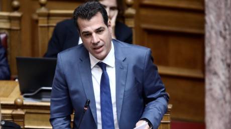 Πλεύρης για ΜΚΟ: Συνταγματική η υποχρεωτική εγγραφή στο Μητρώο του υπουργείου Μετανάστευσης