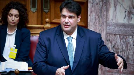 Λιβάνιος: Το σύστημα δύο γύρων εκλογών έκλεισε τον κύκλο του - Ομοβροντία πυρών της αντιπολίτευσης