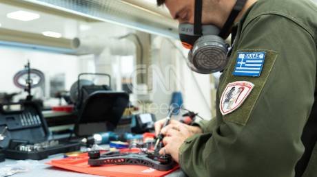 Το CNN Greece μέσα στο εργοστάσιο παραγωγής drones των Ενόπλων Δυνάμεων