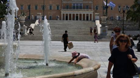 Καιρός: Γενικά αίθριος με τοπικές βροχές στα ορεινά - Έως 36 βαθμούς ο υδράργυρος