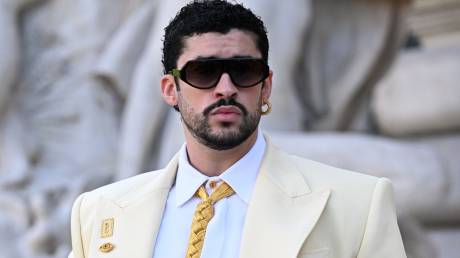 O Bad Bunny συνεχίζει να σπάει ρεκόρ: Επτά βραβεία Emmy για την εμφάνισή του στο Super Bowl