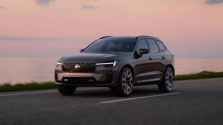Το νέο Volvo XC60 καλύπτει όλες τις καθημερινές μετακινήσεις ηλεκτρικά