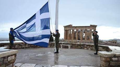 28η Οκτωβρίου: Όλα έτοιμα για τις παρελάσεις σε Αθήνα, Θεσσαλονίκη - Το πρόγραμμα των εκδηλώσεων