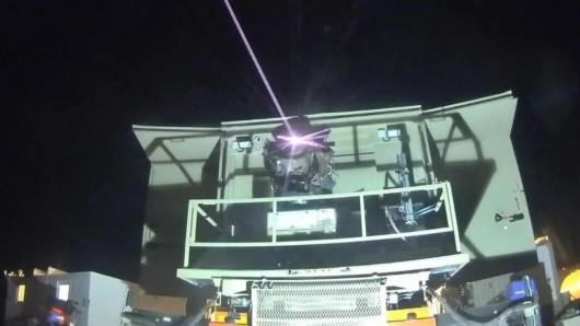 Iron Dome και Iron Beam: Πώς λειτουργούν οι δύο «ασπίδες» του Ισραήλ κατά πυραυλικών επιθέσεων