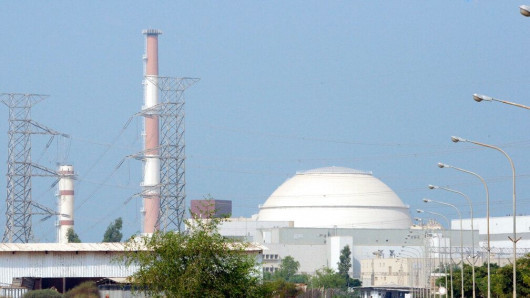 Ποιοι οι κίνδυνοι πυρηνικής μόλυνσης από τις επιθέσεις του Ισραήλ στο Ιράν