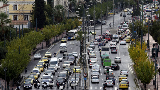 Πώς φτάσαμε στο κυκλοφοριακό χάος: Η κρίση, ο Covid και τα ΜΜΜ - Τι αναμένουμε το 2026