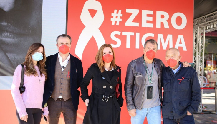 HIV Aids: 40 χρόνια από την ανακάλυψη του ιού - Η Gilead Sciences Ελλάδος, βάζει τέλος στο στίγμα