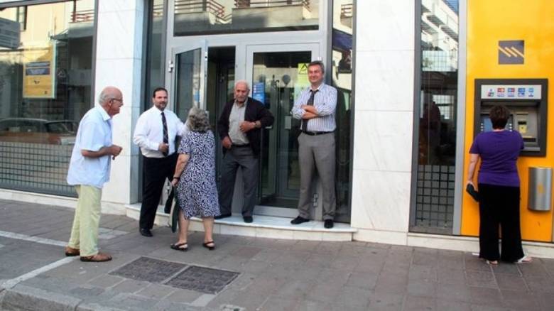 Αποτιμούν τις επιπτώσεις από το Παρίσι, «ποντάρουν» στους ιδιώτες επενδυτές οι 4 τράπεζες
