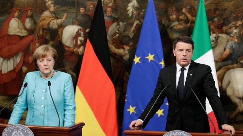 Μέρκελ: Δεν μπορούμε να εγκαταλείψουμε Ελλάδα και Ιταλία στο θέμα των προσφύγων