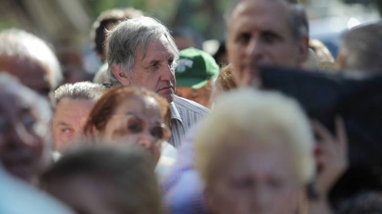 Ασφαλιστικό: Το εφάπαξ κόβεται στη μέση