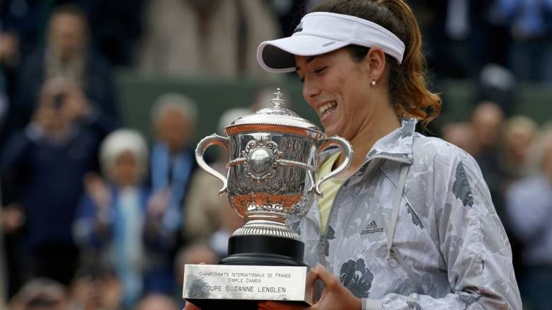 Η Μουγκουρούθα κατέκτησε το Roland Garros υποχρεώνοντας τη Σερένα Γουίλιαμς σε 2η ήττα